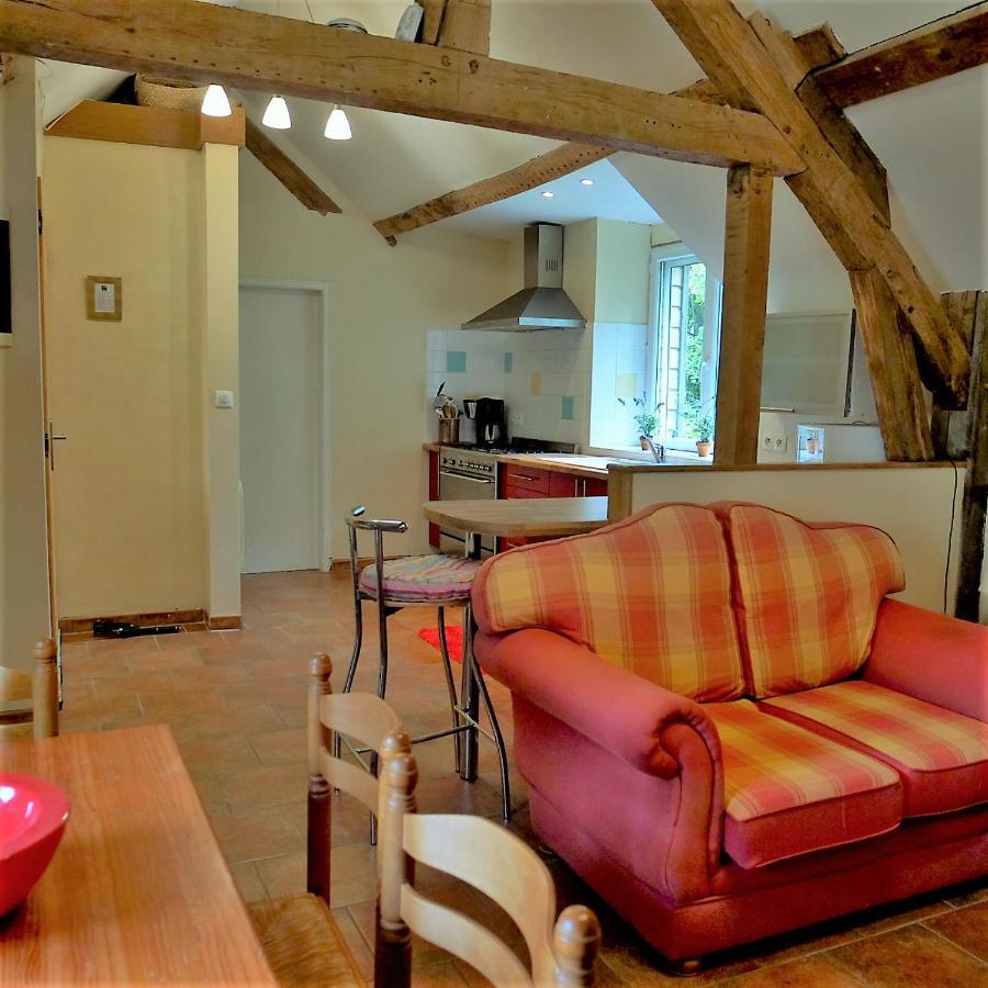 Апартаменты Le Glycine A Manoir Sainte Cecile Juvigny-Val-d'Andaine Экстерьер фото