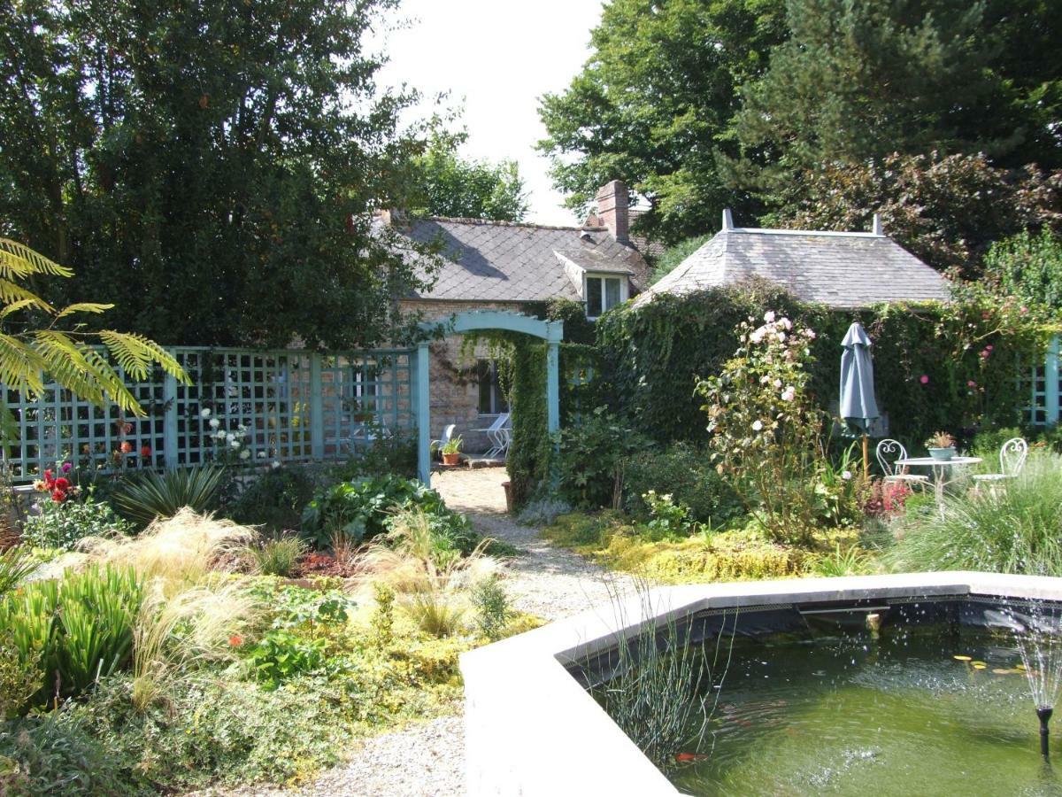 Апартаменты Le Glycine A Manoir Sainte Cecile Juvigny-Val-d'Andaine Экстерьер фото
